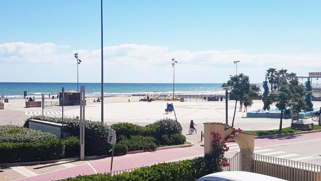 Appartement Con Terrazza Fronte Mare Riccione