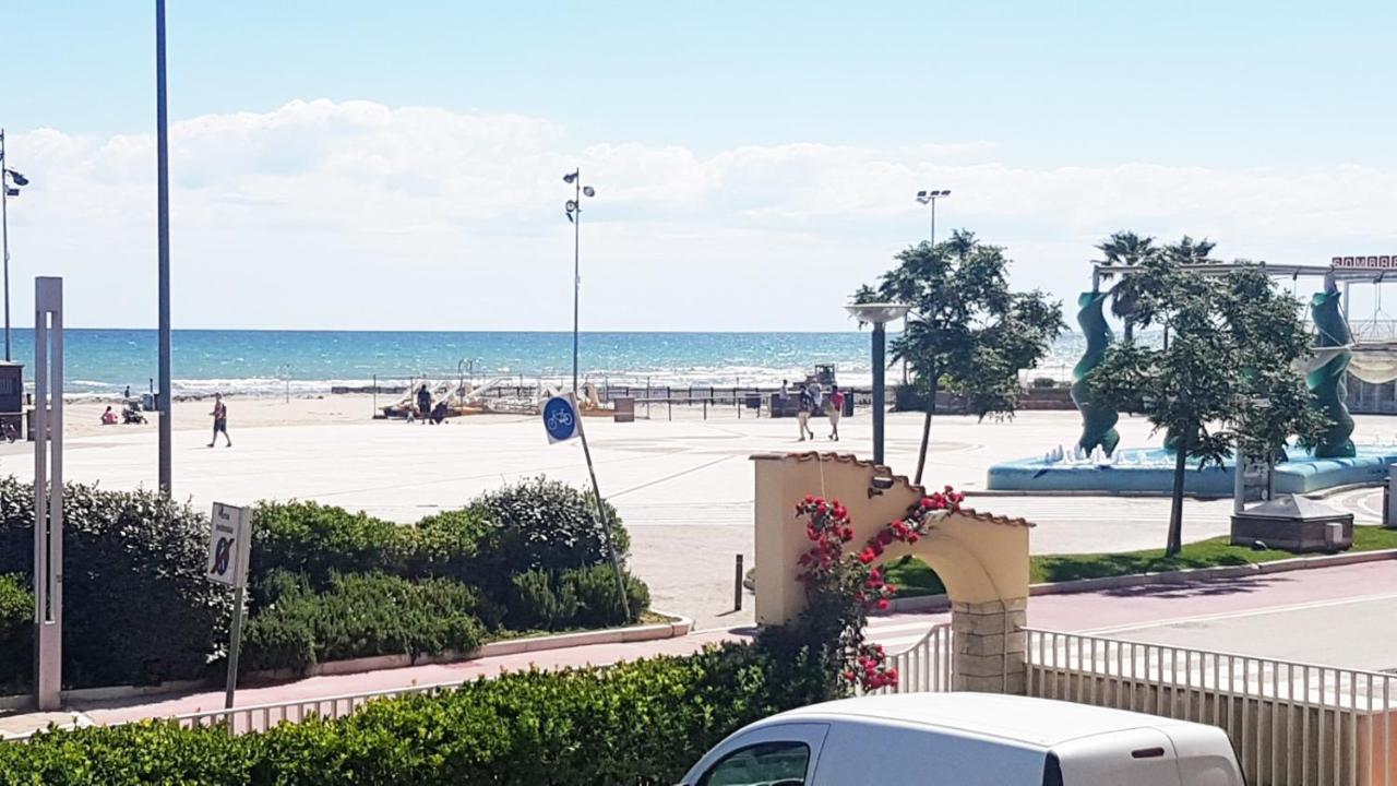 Con Terrazza Fronte Mare Appartement